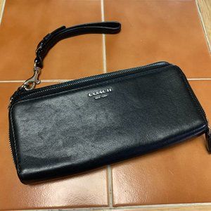 COACH  Bleecker Legacy Wristlet Wallet 48026